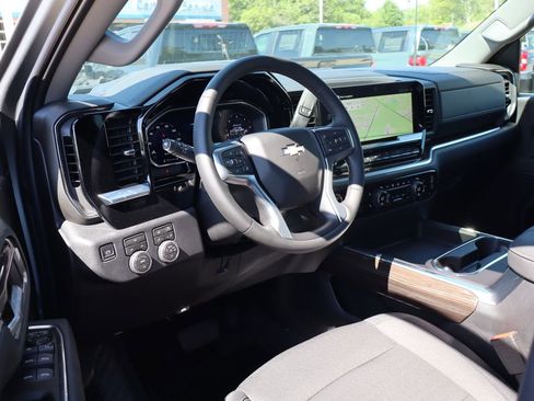 New 2026 Chevrolet Silverado 2500 LT w/ Safety Package AWD/4WD image 17