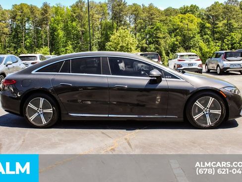 Used 2022 Mercedes-Benz EQS 450+ Sedan image 9