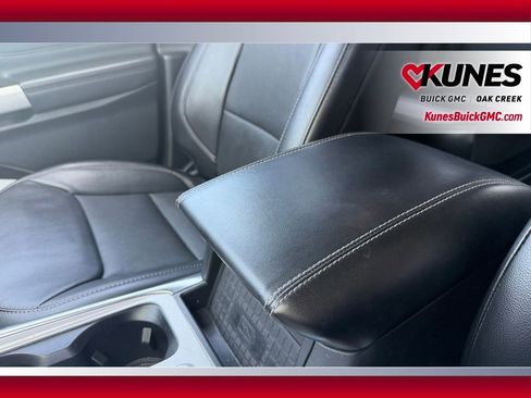 Used 2023 Ford Explorer Limited AWD/4WD image 11