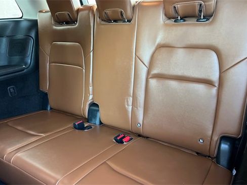 Used 2025 Nissan Pathfinder Platinum w/ Cargo Package image 20