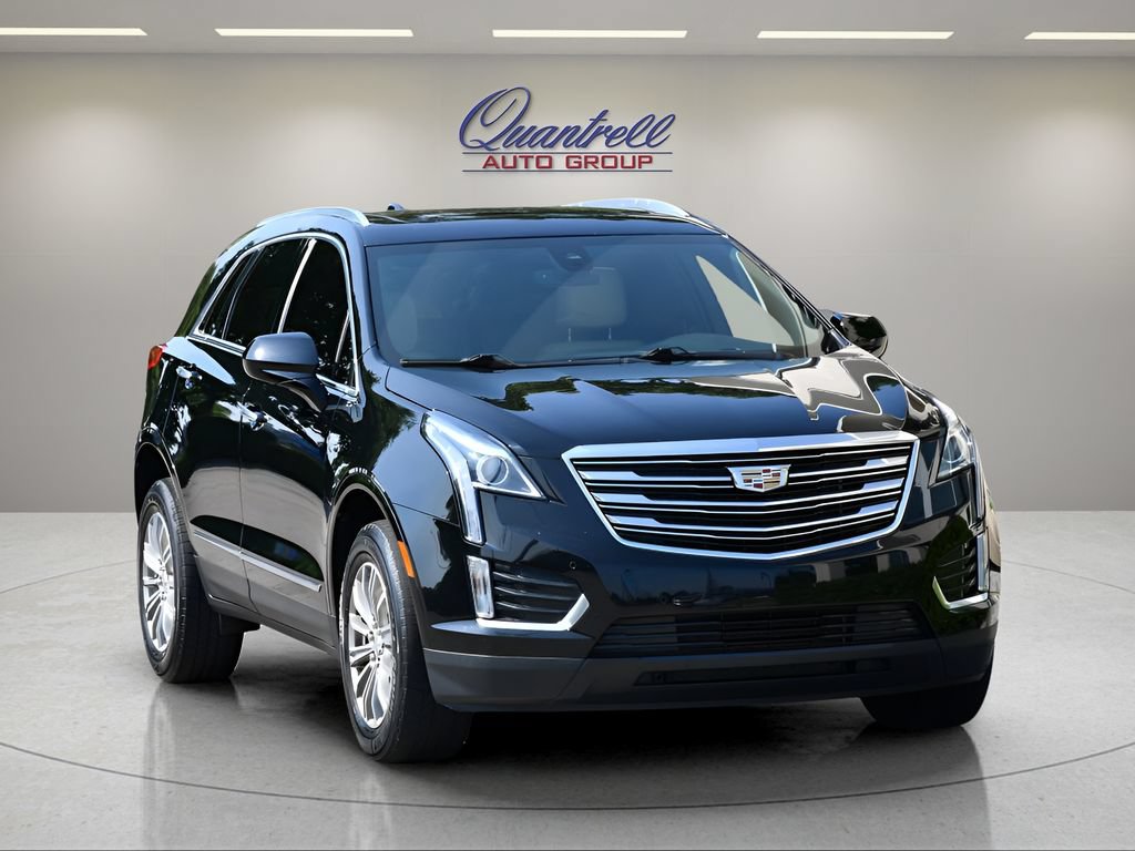 Used 2019 Cadillac XT5 Luxury FWD image 2