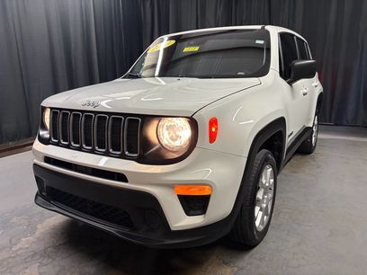 Used 2023 Jeep Renegade Latitude