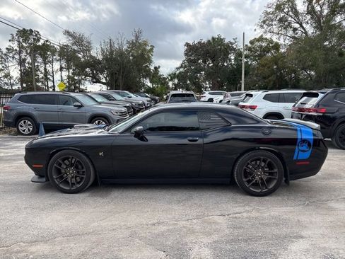 Used 2022 Dodge Challenger R/T Scat Pack w/ Shaker Package image 16