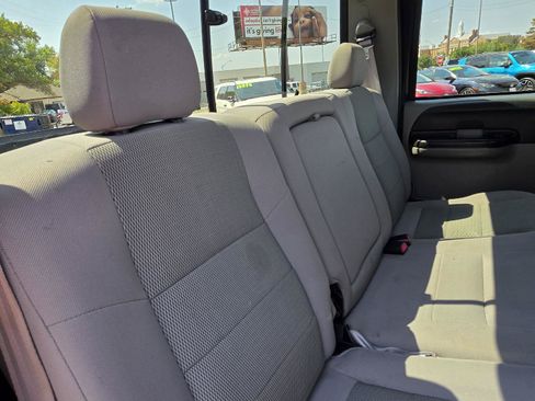 Used 2006 Ford F250 XL AWD/4WD image 23