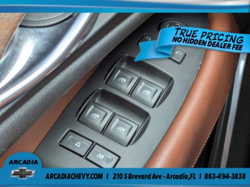 Used 2020 Cadillac Escalade ESV Premium Luxury AWD/4WD image 29