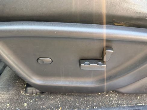 Used 2006 GMC Envoy Denali AWD/4WD image 10