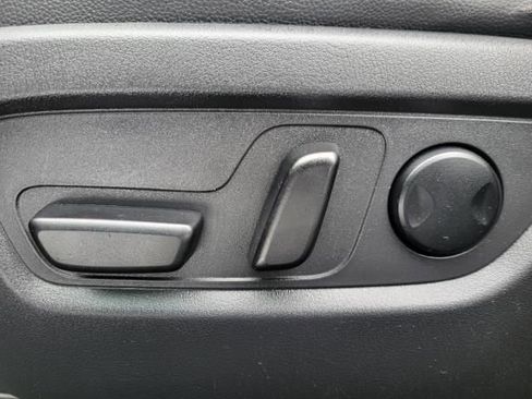 Used 2024 MAZDA CX-50 AWD 2.5 S w/ Preferred Package image 19