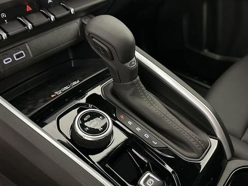 New 2026 Chevrolet Colorado Trail Boss AWD/4WD image 16