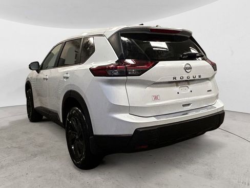 New 2026 Nissan Rogue SV w/ Cold Weather Package image 3