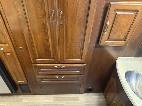 Used 2017 Mercedes-Benz Sprinter 3500 image 67