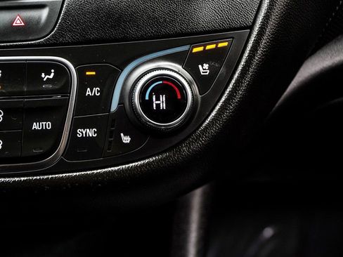Used 2024 Chevrolet Malibu LT FWD image 22