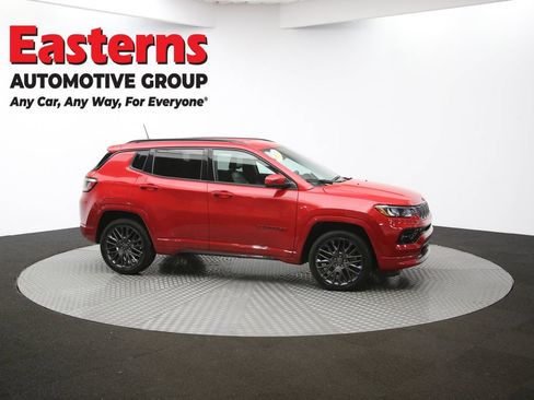 Used 2023 Jeep Compass Limited image 48