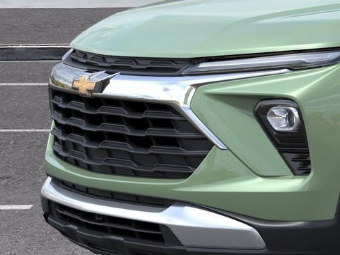 New 2026 Chevrolet TrailBlazer LT w/ Driver Confidence Package FWD image 14