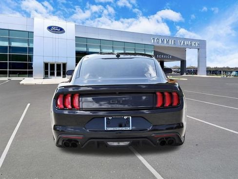 Used 2022 Ford Mustang GT Premium w/ Equipment Group 401A RWD image 3