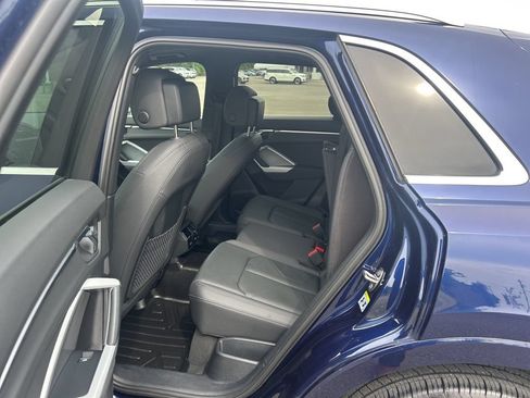Used 2021 Audi Q3 2.0T Premium w/ Convenience Package AWD/4WD image 25