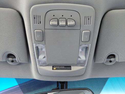 Used 2008 Buick Lucerne CXL w/ Luxury Package image 23