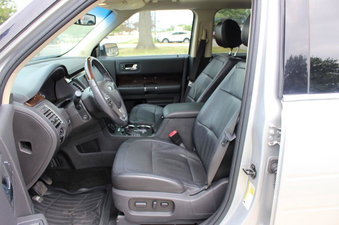 Used 2016 Ford Flex Limited AWD/4WD image 13