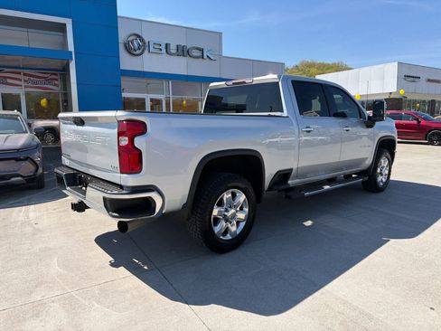Used 2022 Chevrolet Silverado 2500 LTZ image 6