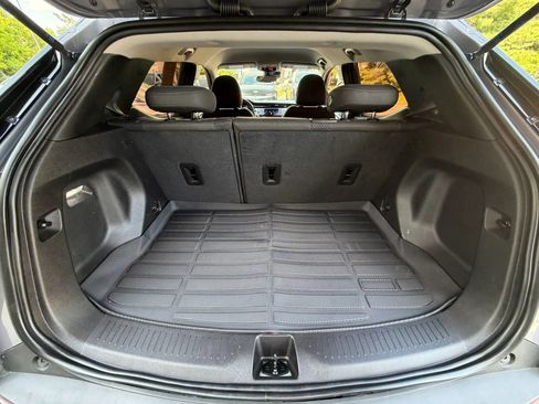 Used 2023 Chevrolet Bolt EUV LT w/ Driver Confidence Package image 19