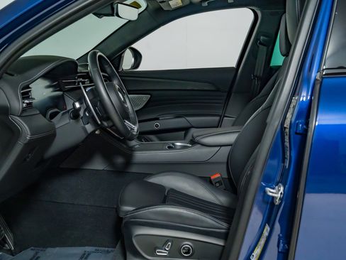 Used 2025 Maserati Grecale Modena image 19