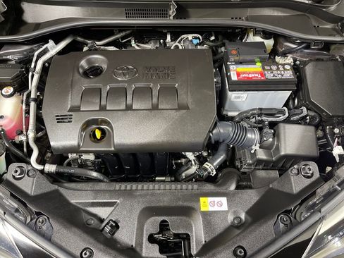 Certified 2021 Toyota C-HR XLE image 9