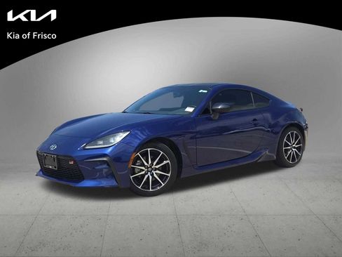 Used 2022 Toyota GR86 RWD image 1