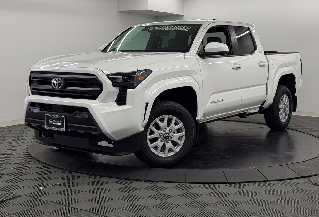 Certified 2026 Toyota Tacoma SR5 AWD/4WD image 3
