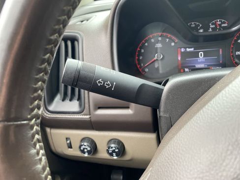 Used 2016 GMC Canyon SLT w/ Driver Alert Package AWD/4WD image 23