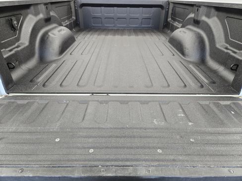 Used 2023 RAM 2500 Tradesman w/ Chrome Appearance Group image 30