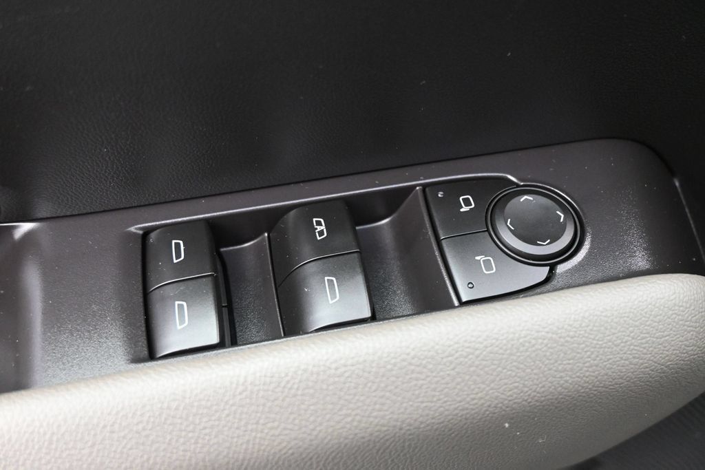 Used 2023 Chevrolet Colorado ZR2 w/ ZR2 Convenience Package III AWD/4WD image 4
