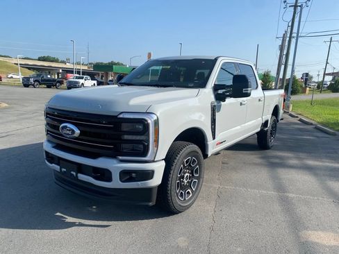 New 2026 Ford F250 Platinum AWD/4WD image 3