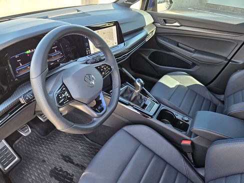 Used 2023 Volkswagen Golf 20th Anniversary Edition image 4