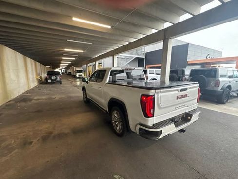 Used 2019 GMC Sierra 1500 Denali w/ Denali Ultimate Package AWD/4WD image 5
