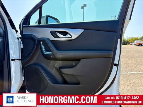 Used 2023 Chevrolet Blazer LT image 23