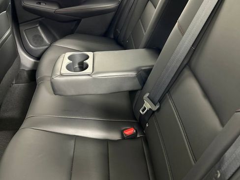 Used 2024 Nissan Sentra SR w/ SR Premium Package image 27