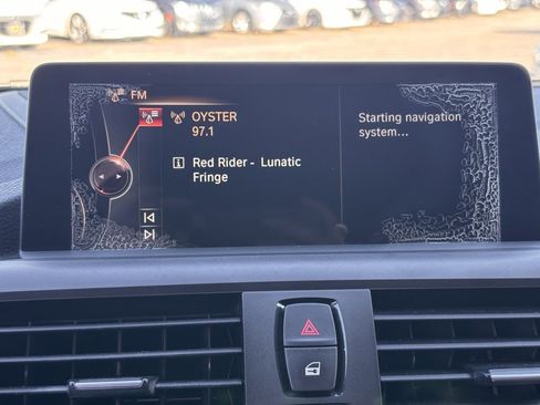 Used 2016 BMW M235i Convertible image 27