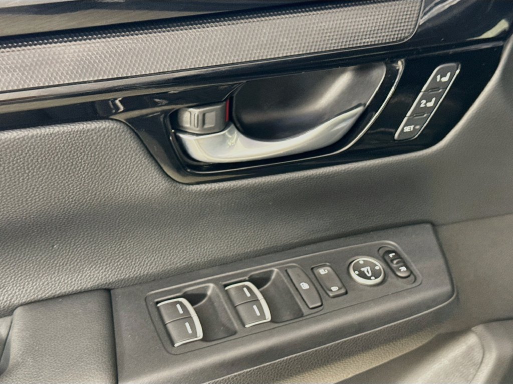 Used 2023 Honda CR-V Sport Touring image 21