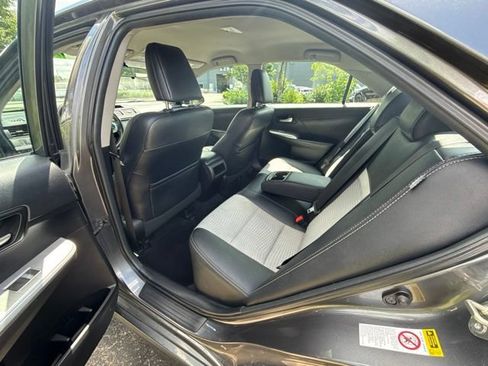 Used 2014 Toyota Camry SE FWD image 31