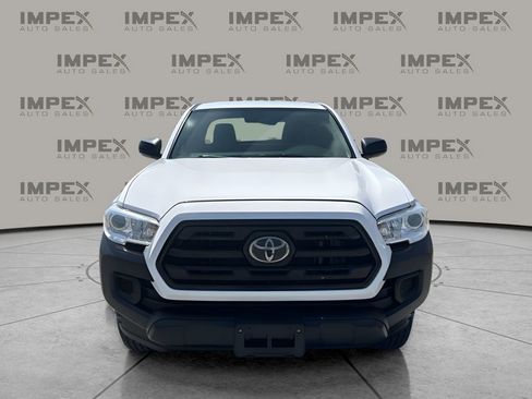 Used 2019 Toyota Tacoma SR AWD/4WD image 8