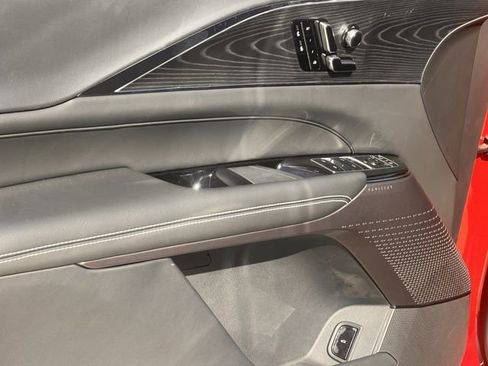 New 2026 Cadillac Lyriq Luxury image 20