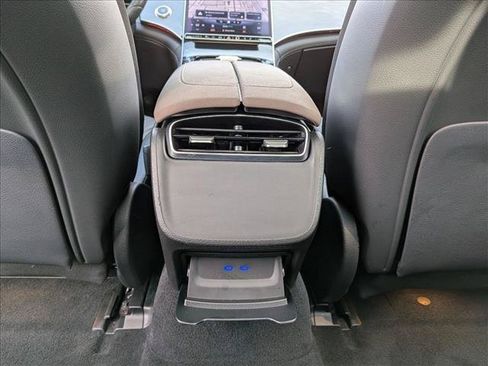 Used 2023 Mercedes-Benz EQS 450+ Sedan image 18
