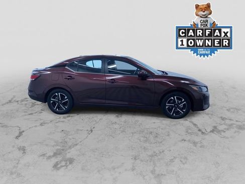 Used 2025 Nissan Sentra SV image 2