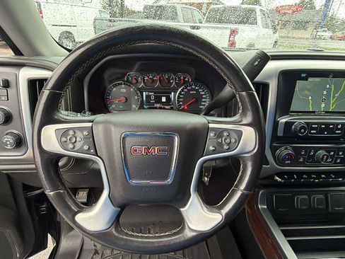 Used 2018 GMC Sierra 1500 SLT AWD/4WD image 23