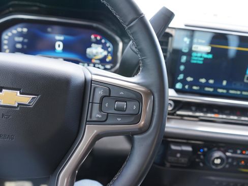 Used 2024 Chevrolet Silverado 2500 High Country w/ High Country Premium Package AWD/4WD image 12