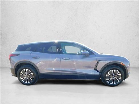 Used 2025 Chevrolet Blazer EV LT AWD/4WD image 7