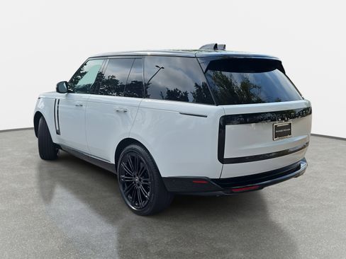 New 2025 Land Rover Range Rover SE image 7