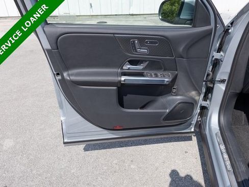Used 2025 Mercedes-Benz GLB 250 image 14