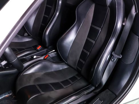 Used 2012 Ferrari 458 Spider RWD image 18