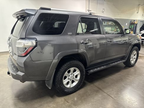 Used 2019 Toyota 4Runner SR5 Premium w/ Four Season Floor Mat Package AWD/4WD image 3