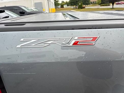 Used 2022 Chevrolet Colorado ZR2 AWD/4WD image 24